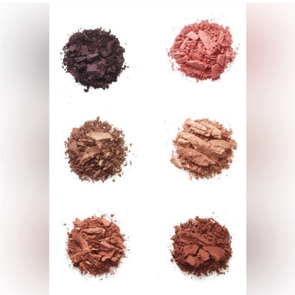 EVER OUT THE DOOR - Cheek & Eye Palette - Bold & Brave $68 MSRP - Picture 2 of 7